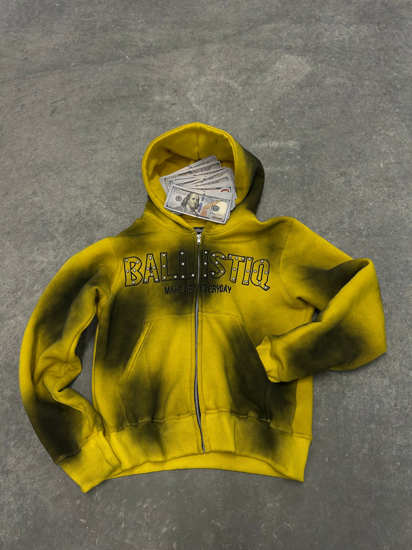 BALLISTIQ “MAKE ART EVERYDAY”